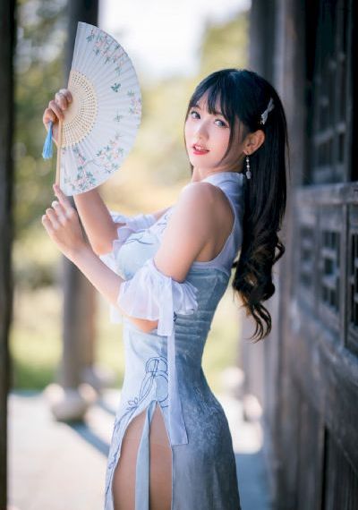 夫の上司に犯 在线观看