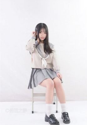 无法忍受秋瓷炫