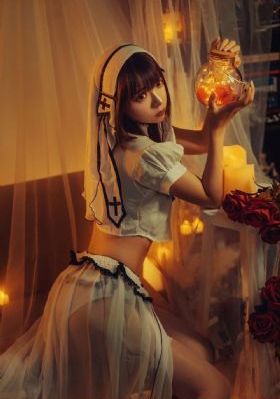 女生肌肌