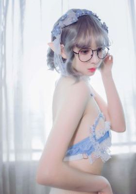《下女》韩国无删减