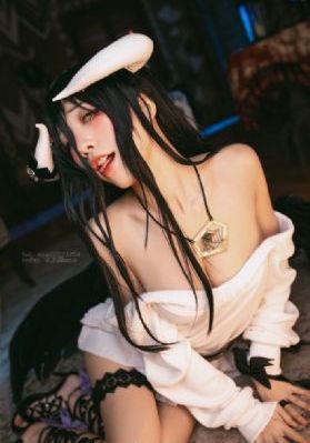 美女无遮挡撒尿