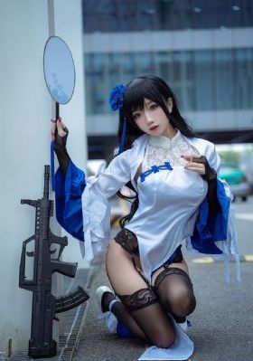 姐姐的朋友来家里做客免费观看